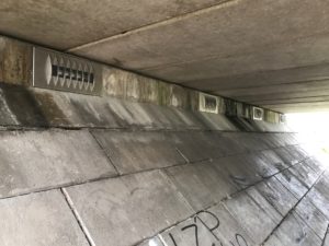 Vandaalbestendige verlichting en armaturen van RXLight in een tunnel in Lijnden.