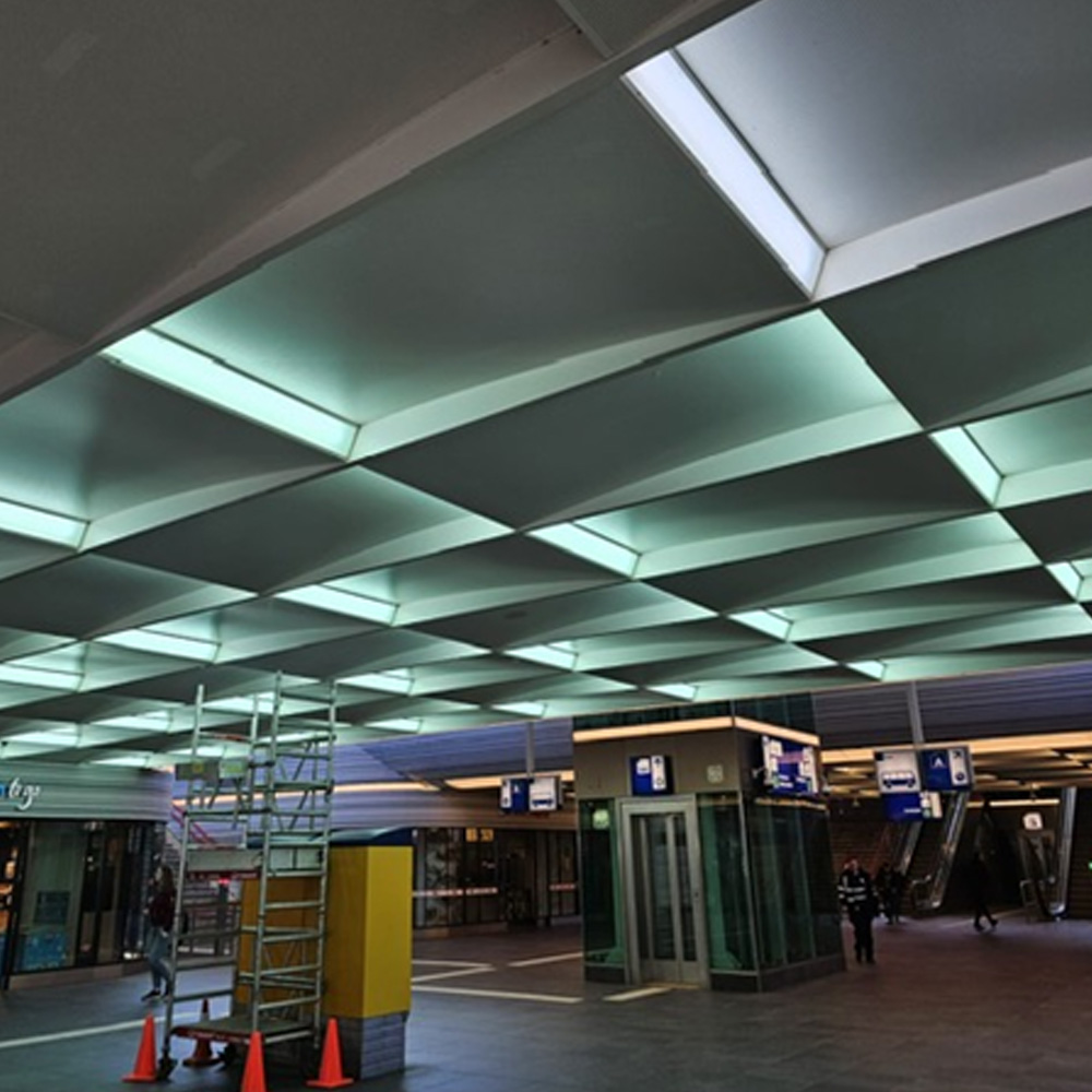 Vandaalbestendige verlichting van RXLight bij NS-station in Zwolle Vandaalbestendige verlichting van RXLight bij NS-station in Zwolle