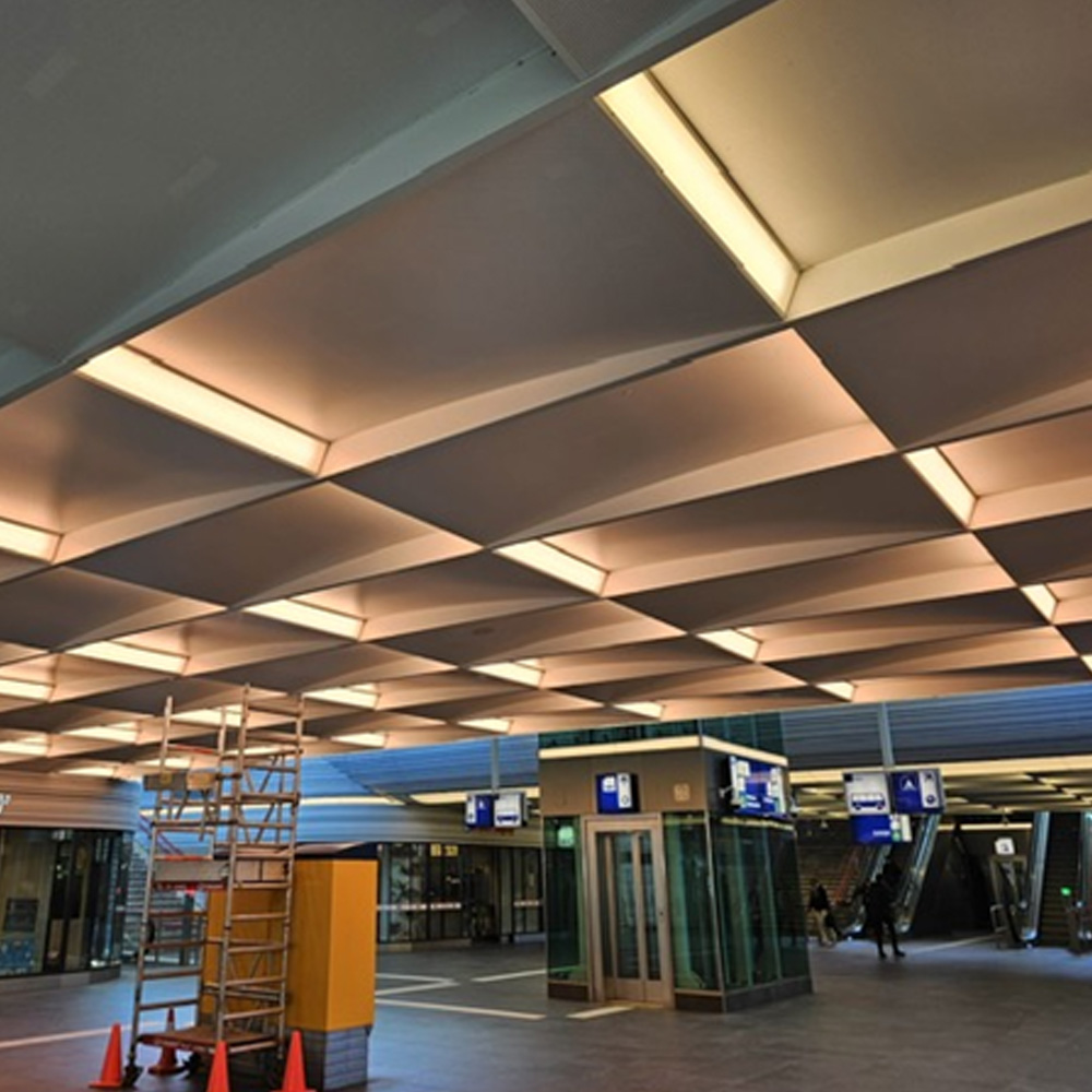 Vandaalbestendige verlichting van RXLight bij NS-station in Zwolle Vandaalbestendige verlichting van RXLight bij NS-station in Zwolle